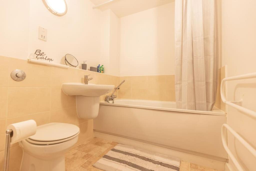 לייסטר Cosy, Modern City Centre Apartment Free Parking מראה חיצוני תמונה