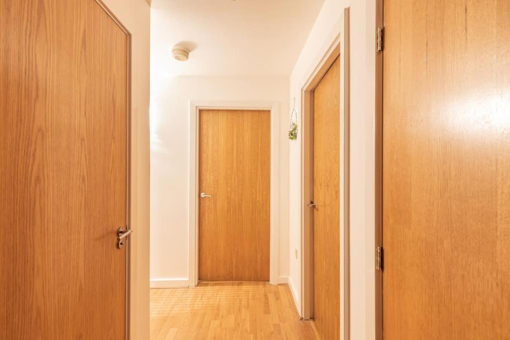 לייסטר Cosy, Modern City Centre Apartment Free Parking מראה חיצוני תמונה